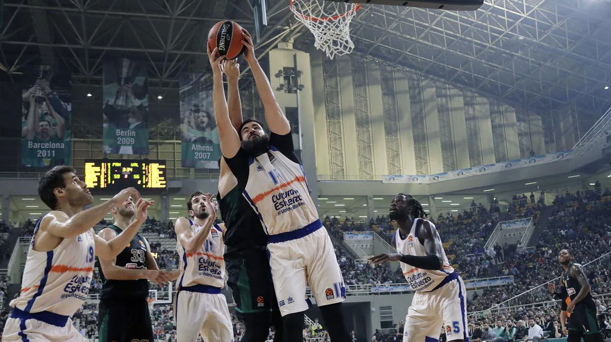 El Valencia Basket se refugia con triunfo en La Fonteta