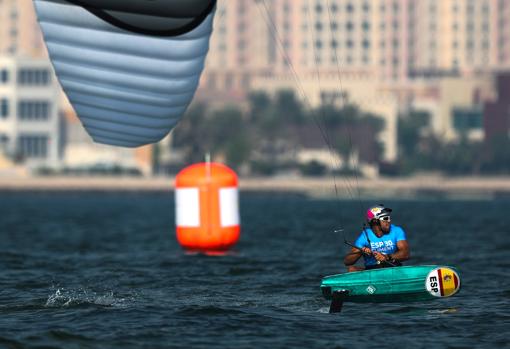 España llegó a las semifinales de los Beach Games en kitefoil