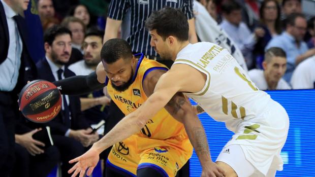 El Real Madrid evita sorpresas con un gran Laprovittola