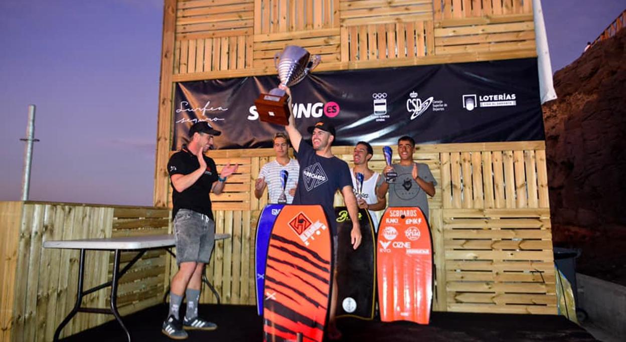 Jonathan Vega y Teresa Padilla nuevos campeones de España absolutos de bodyboard