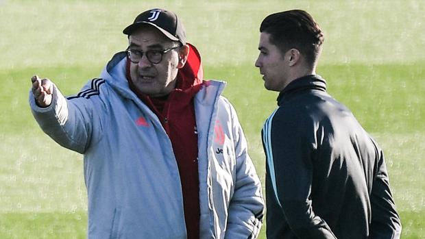 Sarri «pasa» del enfado de Cristiano