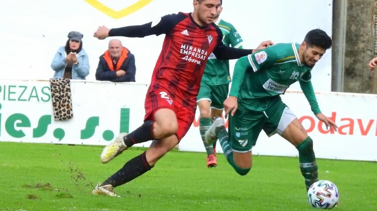 Partido de la Copa del Rey entre el Coruxo y el Mirandés