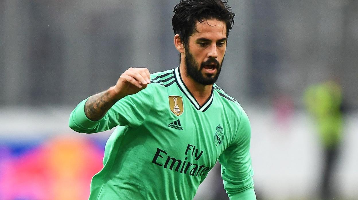 Isco, con la tercera equipación de este año