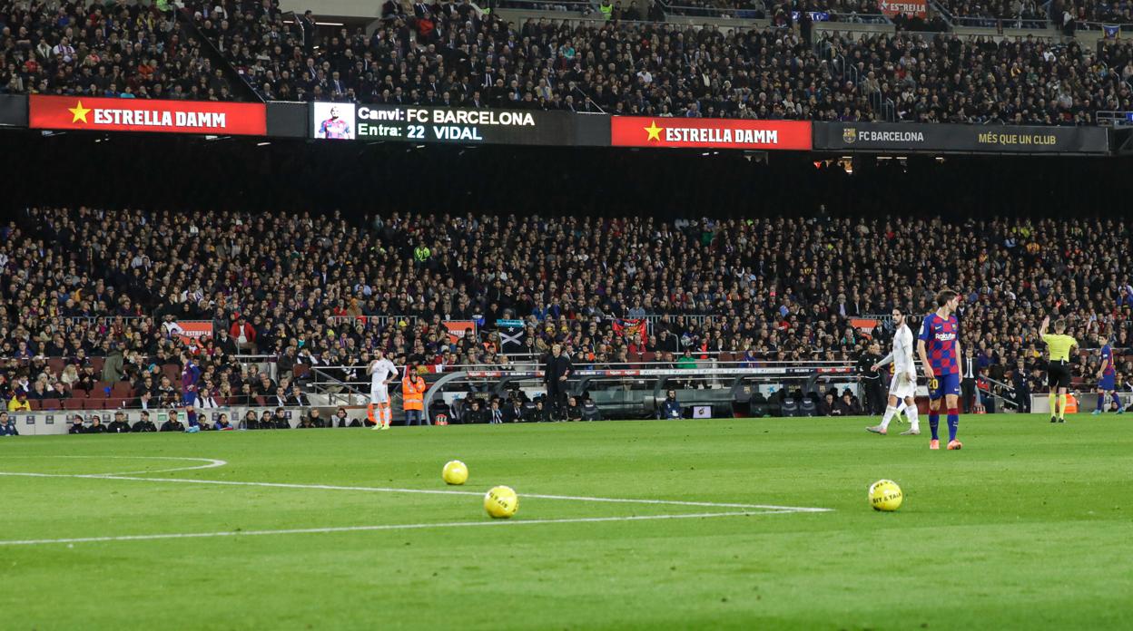 Tsunami Democràtic reconoce que la gran acción prevista para dentro del Camp Nou «no ha tenido éxito»