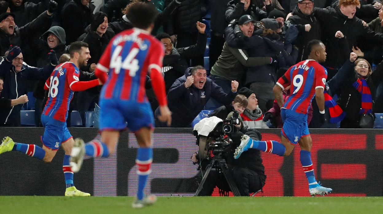 Golazo antológico de Jordan Ayew en el Boxing Day