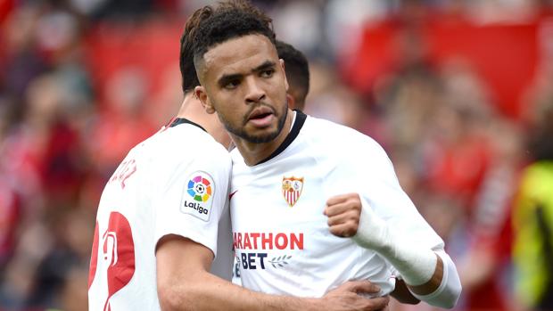 En-Nesyri evita el descalabro del Sevilla
