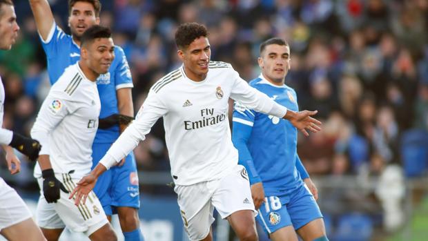 Gol de Varane (0-2) en el Getafe - Real Madrid