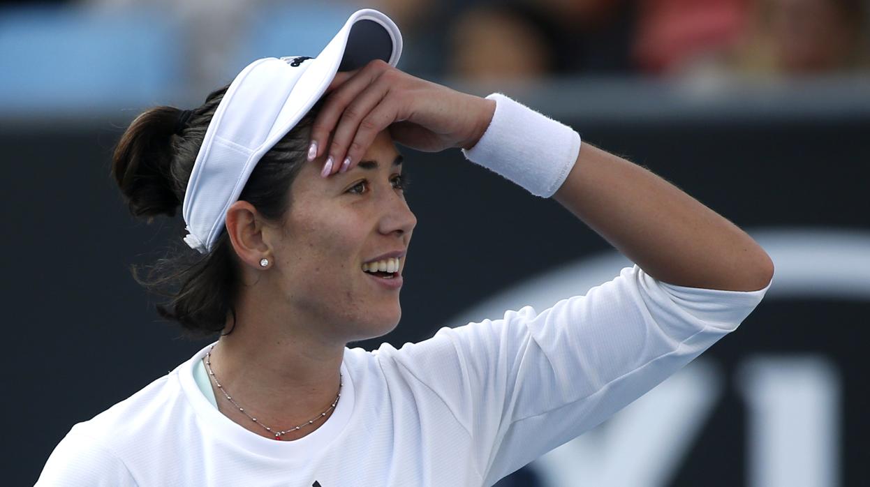 Muguruza se sobrepone a un «rosco» para ganar en su debut