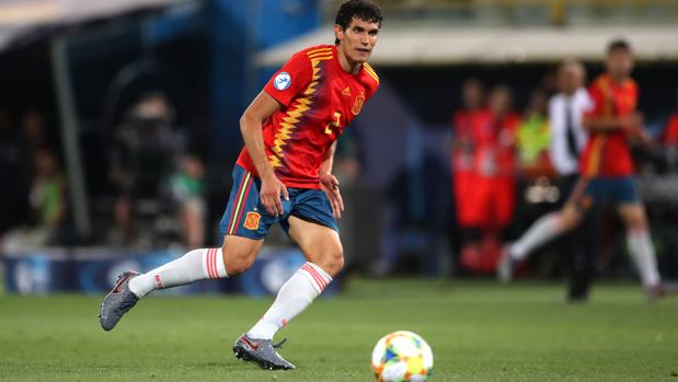 Vallejo, cedido al Granada; Ceballos pide dejar el Arsenal