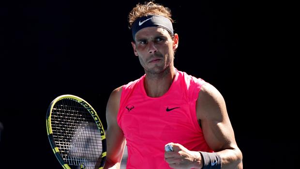 Nadal bate a Carreño y se clasifica para los octavos