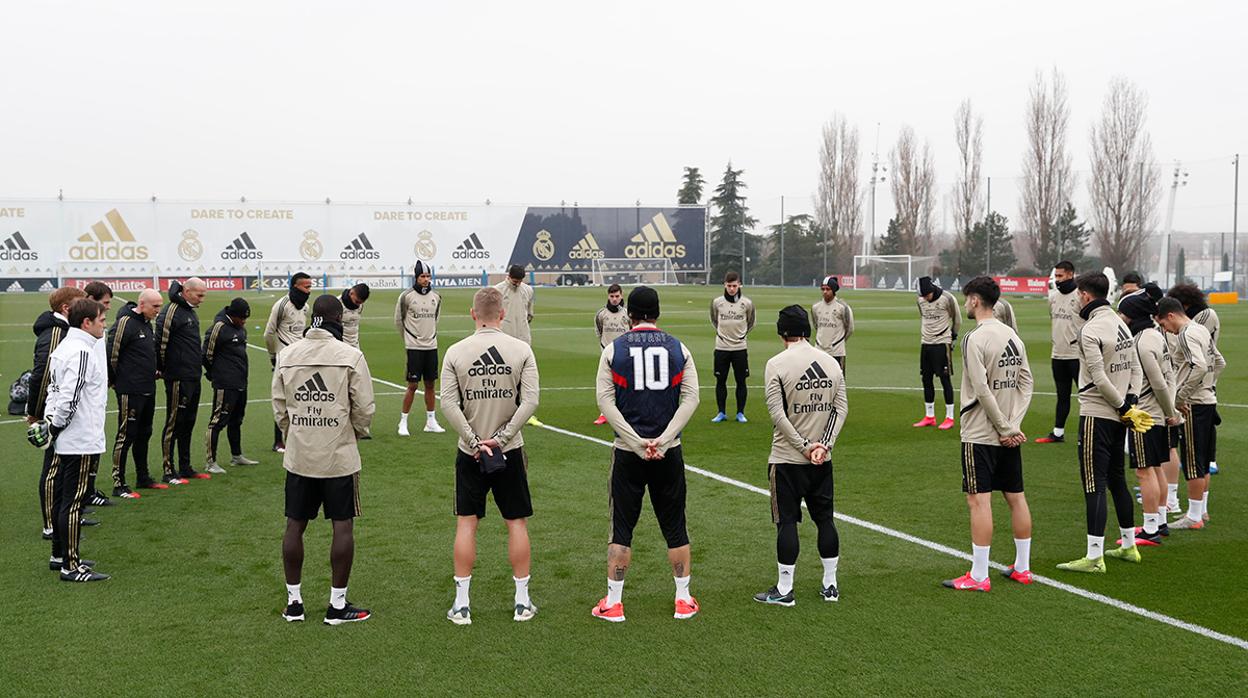 El Real Madrid guardó un minuto de silencio en homenaje a Kobe Bryant