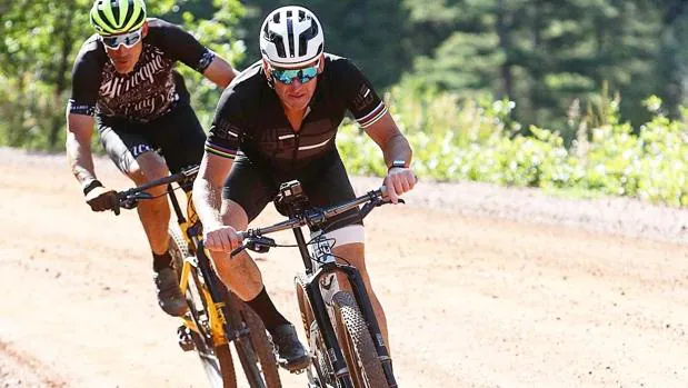 Lance Armstrong busca ingresos en Mallorca