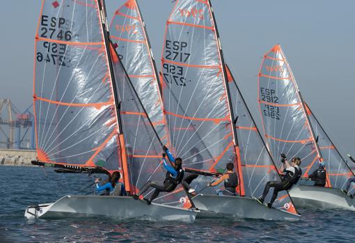 Valencia corona a las clases 29er, Hobbie 16, Finn y Snipe de la CV Olympic Week