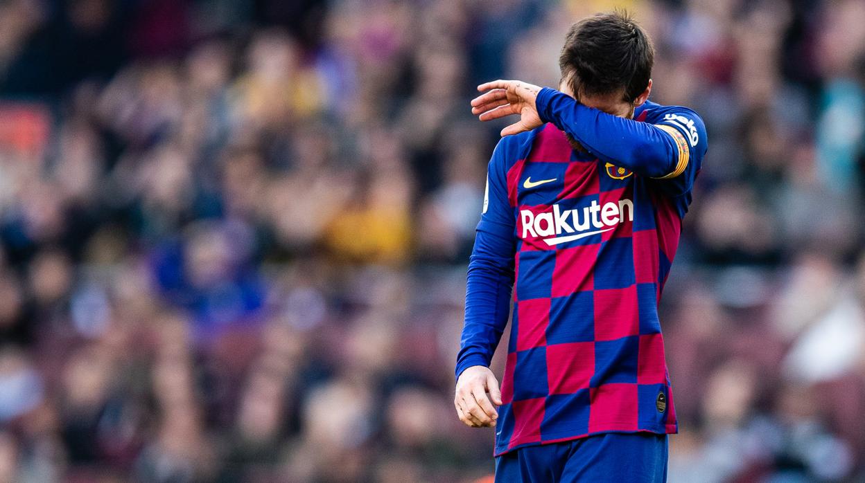 Leo Messi dispara a puerta durante el partido ante el Getafe