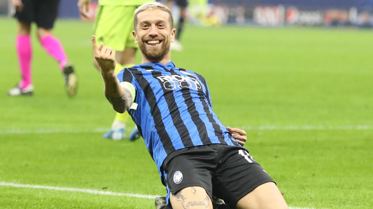 Gómez celebra un gol frente al Dinamo de Zagreb en la fase de grupos de la Champions