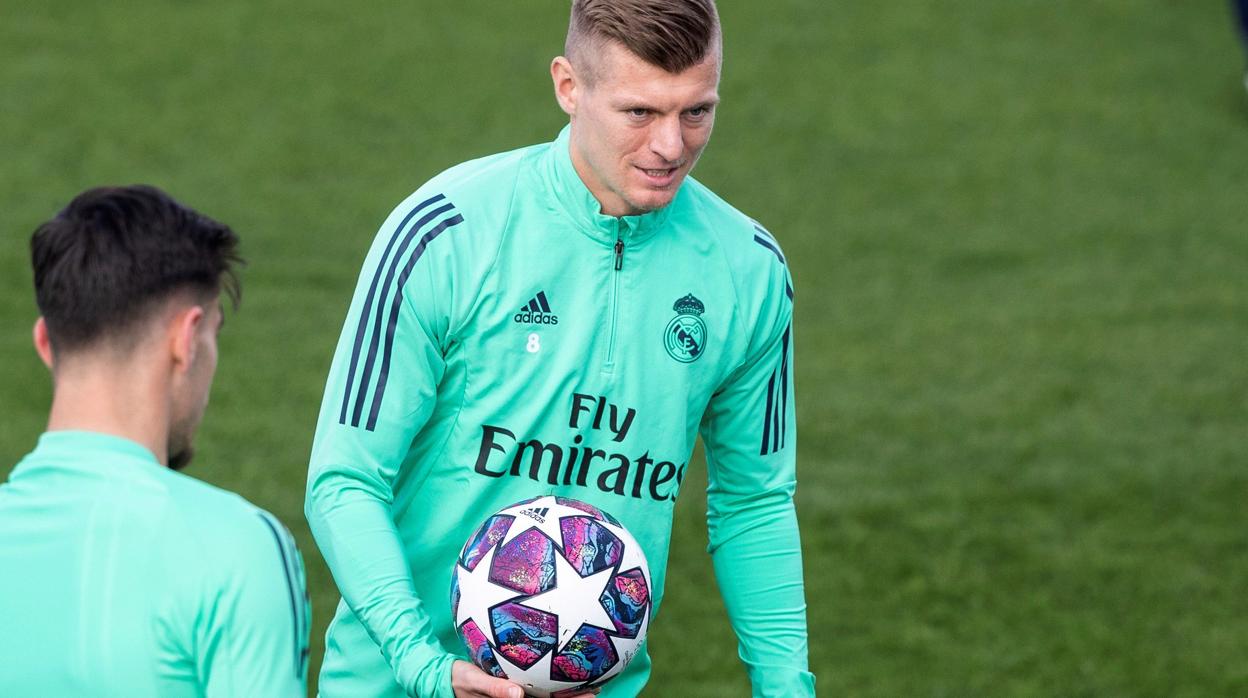 Kroos, en un entrenamiento del Real Madrid