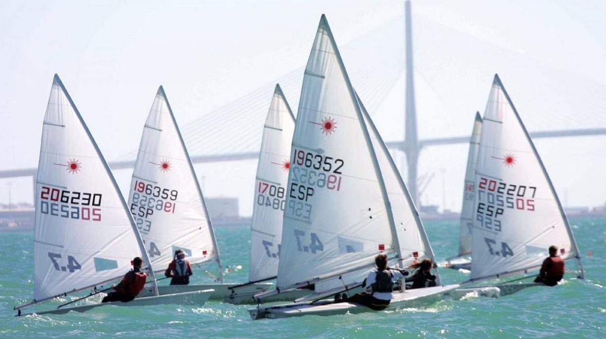 La Bahía acogerá la tradicional regata.