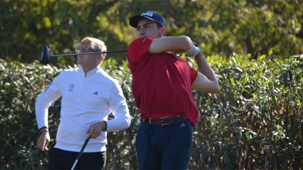 Ballester y Roldós brillan en el Real Club Sevilla Golf antes del corte