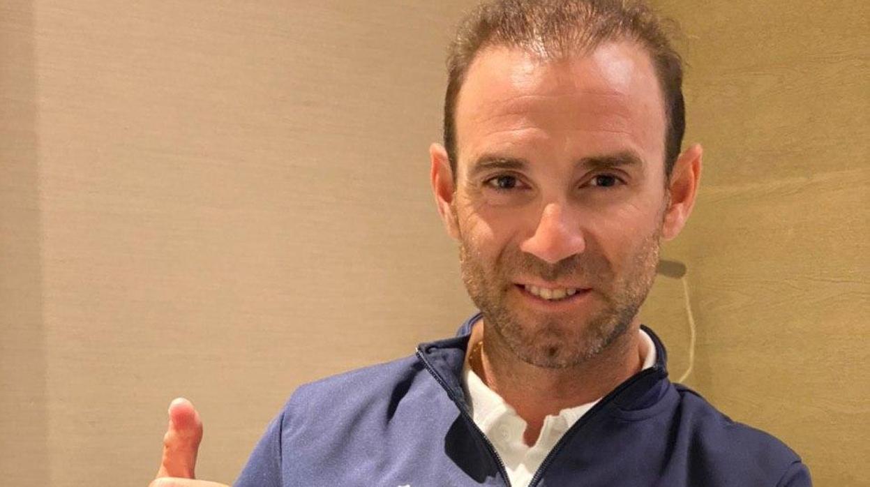 Así relata Alejandro Valverde la peculiar cuarentena de los equipos en un hotel de Abu Dabi