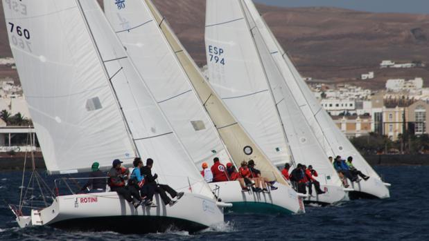 «Lanzarote Sailing Paradise» se impuso en la segunda jornada de la Liga J80