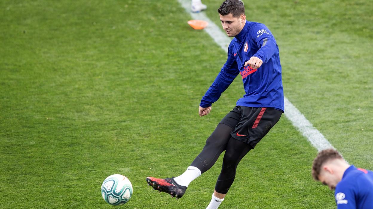 Álvaro Morata, este viernes en la previa del Atlético-Sevilla