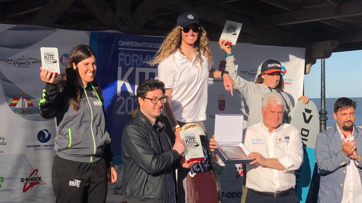 Marta Sánchez revalidó el título de campeona de España de Fórmula Kite