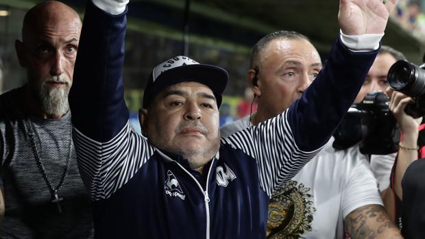 El día que Maradona se hizo de River Plate por el coronavirus