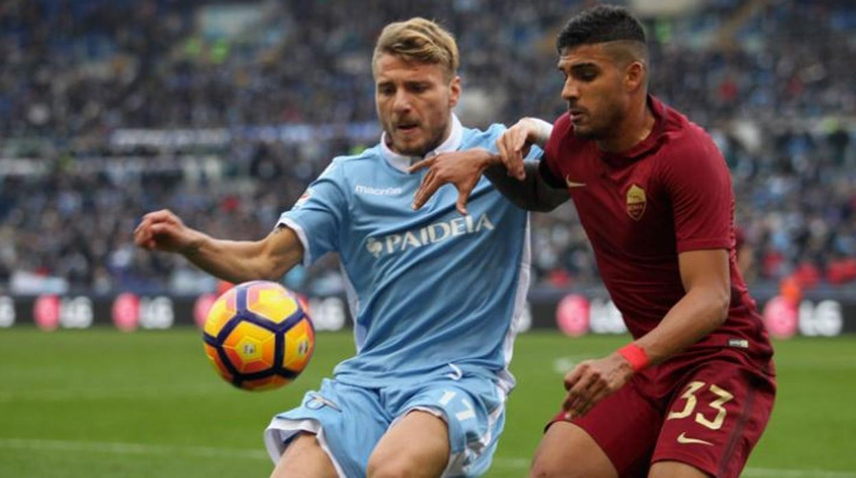 Partido de la liga italiana entre la Roma y el Lazio