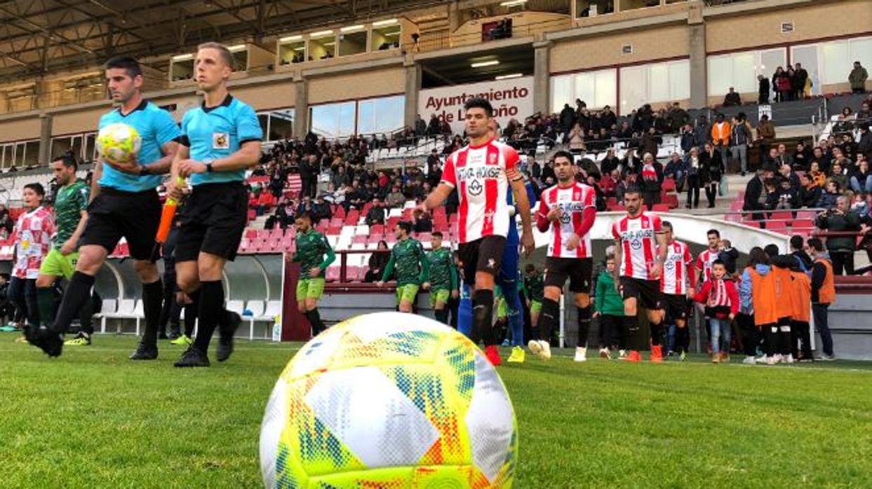 La UD Logroñés, líder destacado en el Grupo II de Segunda B, uno de los clubes que aspira al ascenso