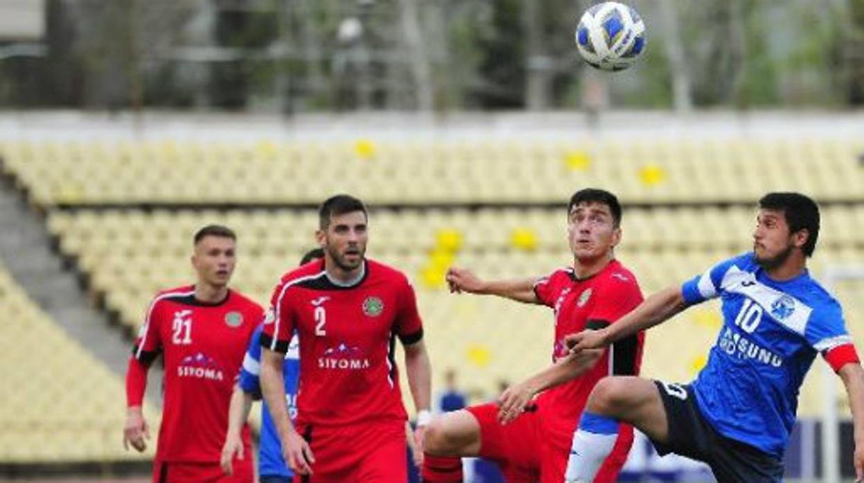 Tayikistán recula y también para su liga