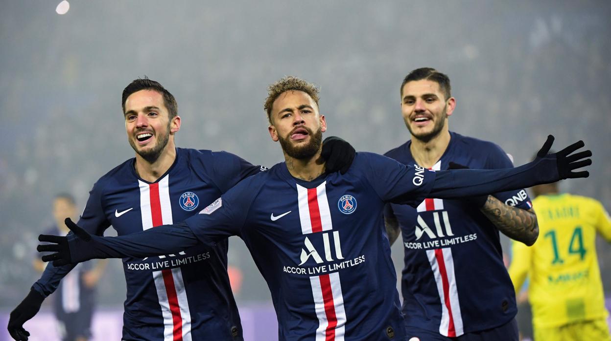 Neymar celebra un gol con el PSG