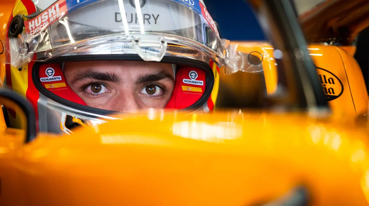 Carlos Sainz, entre McLaren y el deseo de Ferrari