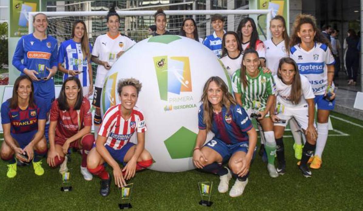 Jugadoras de todos los equipos de la Primera Iberdrola