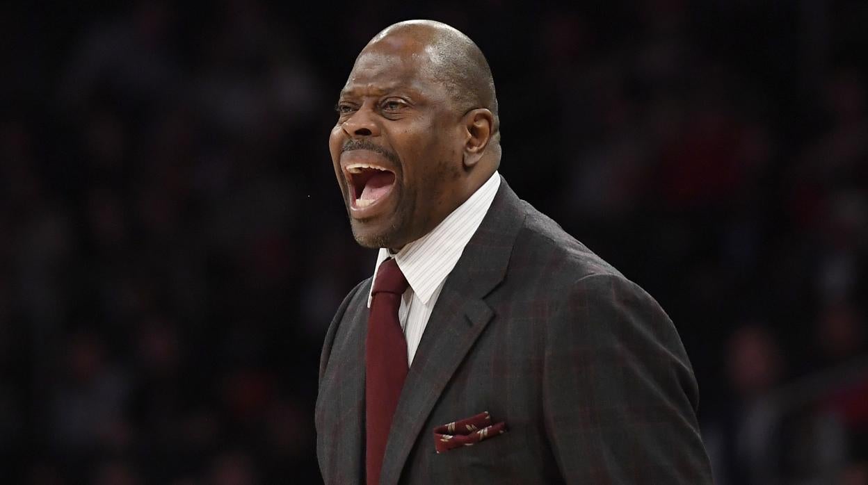 Patrick Ewing vuelve a casa tras ser hospitalizado por Covid-19