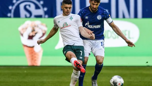 El Werder Bremen agranda la crisis del Schalke 04