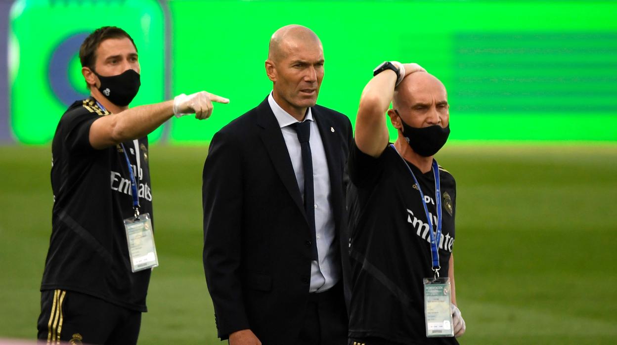 Zidane, durante el encuentro ante el Eibar