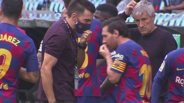 El doble desplante de Messi que evidencia la tensión en el Barça