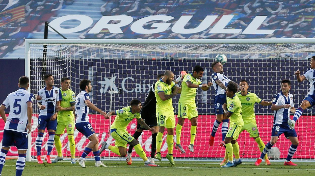 Un gol de Coke en el 98 deja al Getafe sin Europa