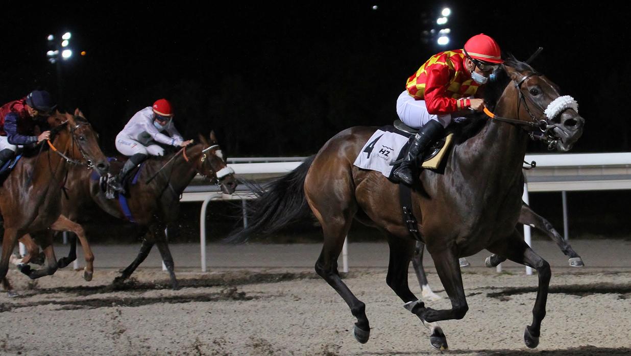 Carreras de caballos en el Hipódromo de la Zarzuela