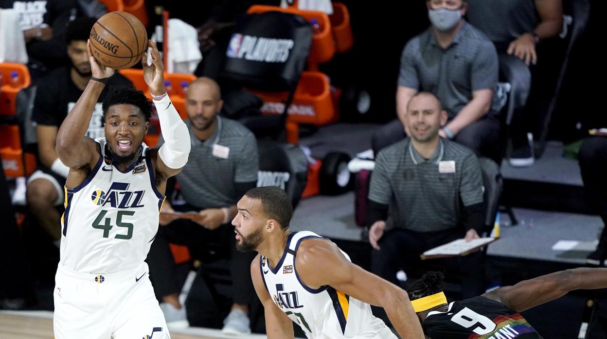 Donovan Mitchell, autor de 57 puntos ante los Nuggets