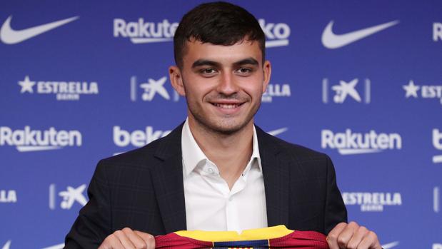 Pedri también pide a Messi que se quede