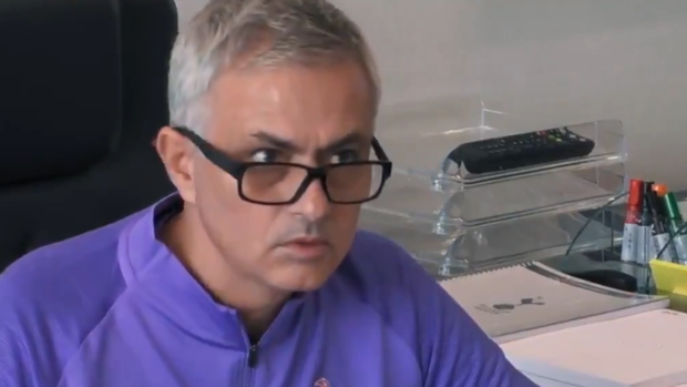 La divertida reacción de Mourinho cuando le critican en televisión