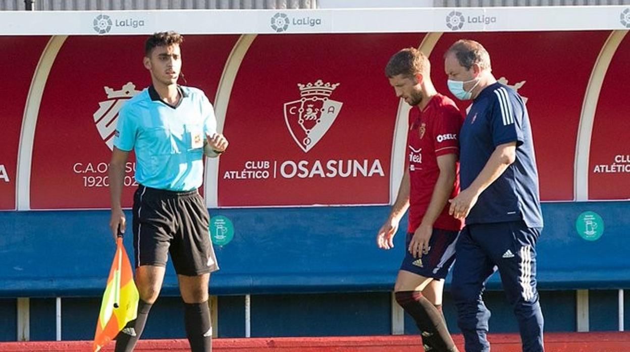 El centrocampista de Osasuna Brasanac, lesionado