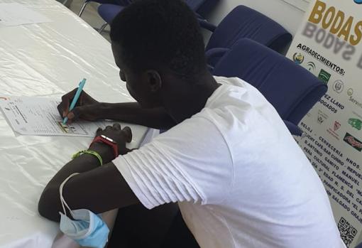 Cheikh firma su contrato con el conjunto ribereño