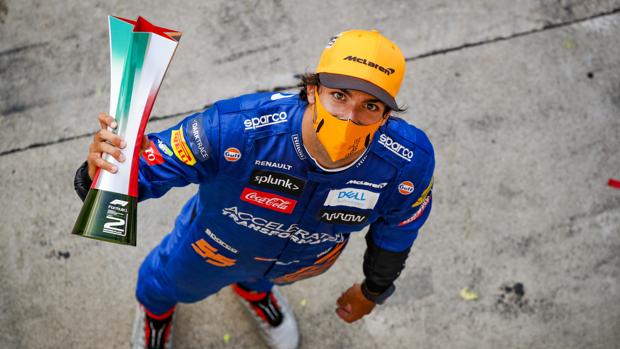 Sainz, del progreso en McLaren a la incertidumbre de Ferrari