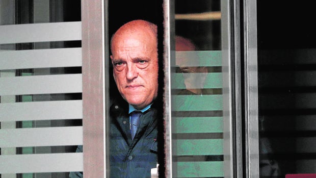 El Gobierno lleva a la Fiscalía a Javier Tebas por sus vínculos con el Fuenlabrada