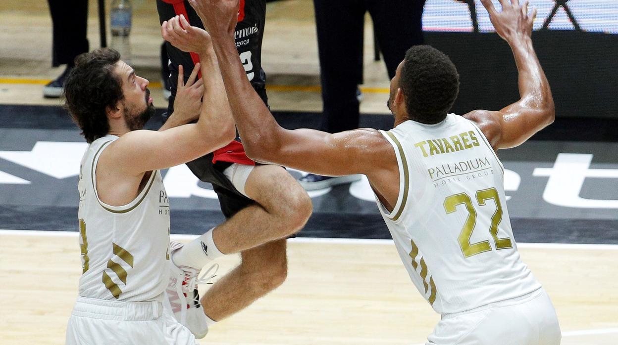 Carroll y Llull doblegan a un ilusionante Gipuzkoa