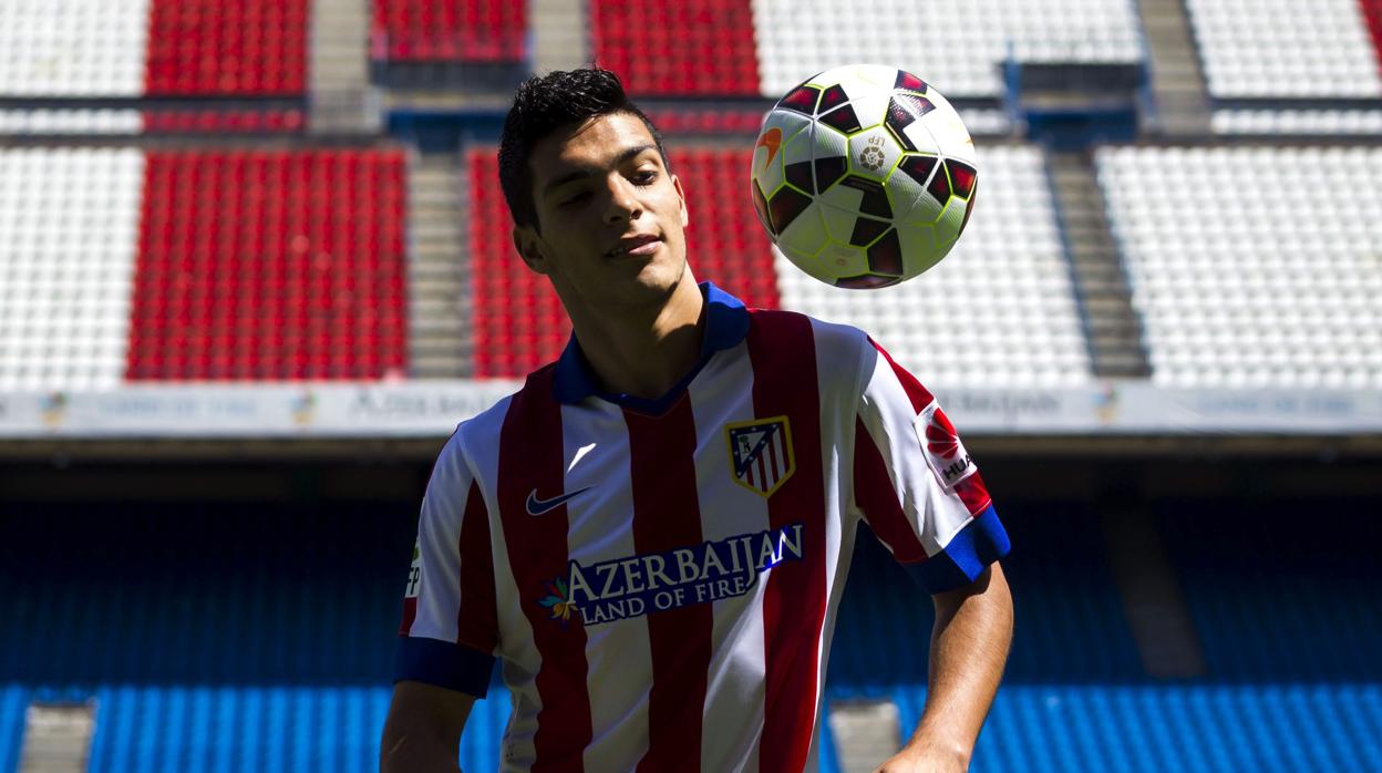 Raúl Jiménez, durante su presentación con el Atlético