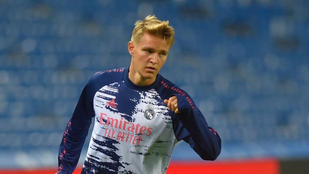 Odegaard espera hoy otro negativo para volver a la normalidad