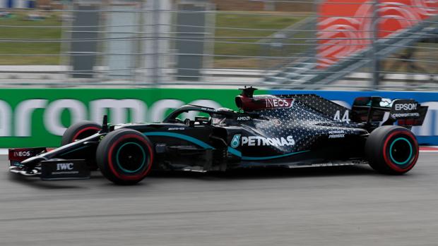 Hamilton sufre para lograr una nueva pole